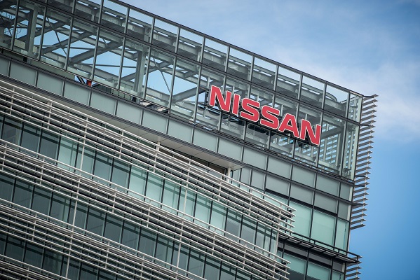 Nissan, lo spin-off di Renault fa scendere il titolo