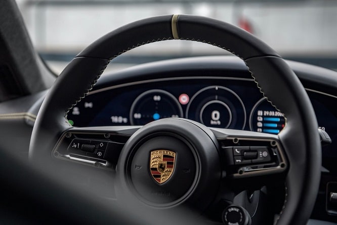 A 285 km/h avec une Porsche : risque d'emprisonnement A 285 km/h con una Porsche: rischia il carcere