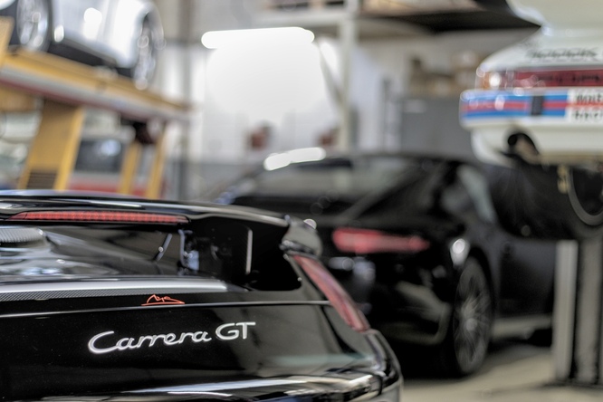 Una Porsche Carrera GT è in vendita online