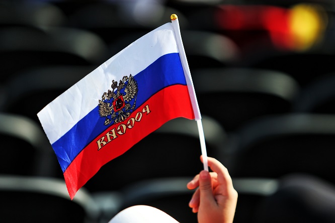 Russia, produzione auto dimezzata nel 2022