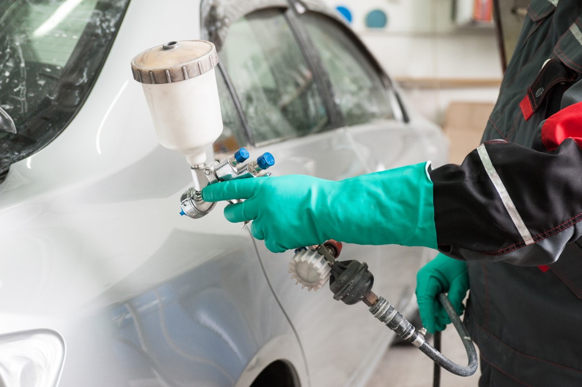 Peinture de carrosserie réalisée en atelier