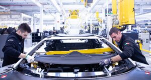 Lamborghini, pour être le meilleur, il faut prendre des risques Lamborghini, per essere i migliori bisogna rischiare