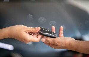 Les 7 erreurs les plus fréquentes quand on prête sa voiture (et comment éviter les galères) preter sa voiture dangers