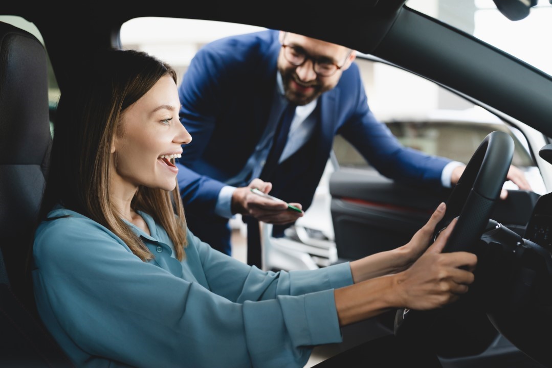 preter sa voiture dangers