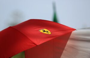 Sous la pluie de Barcelone, Ferrari et Red Bull testent une évolution majeure de la Formule 1 Sous la pluie de Barcelone, Ferrari et Red Bull testent une évolution majeure de la Formule 1