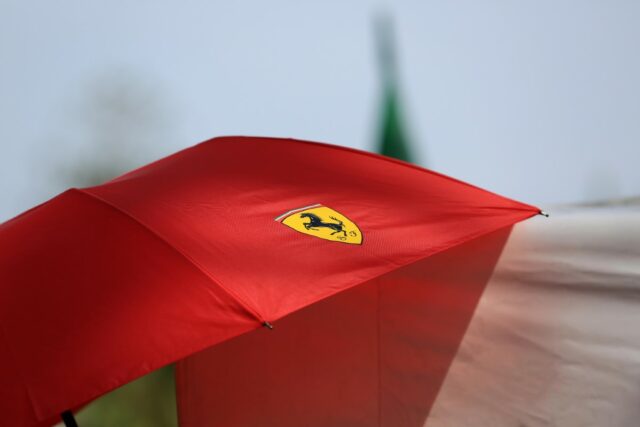 Sous la pluie de Barcelone, Ferrari et Red Bull testent une évolution majeure de la Formule 1 Sous la pluie de Barcelone, Ferrari et Red Bull testent une évolution majeure de la Formule 1